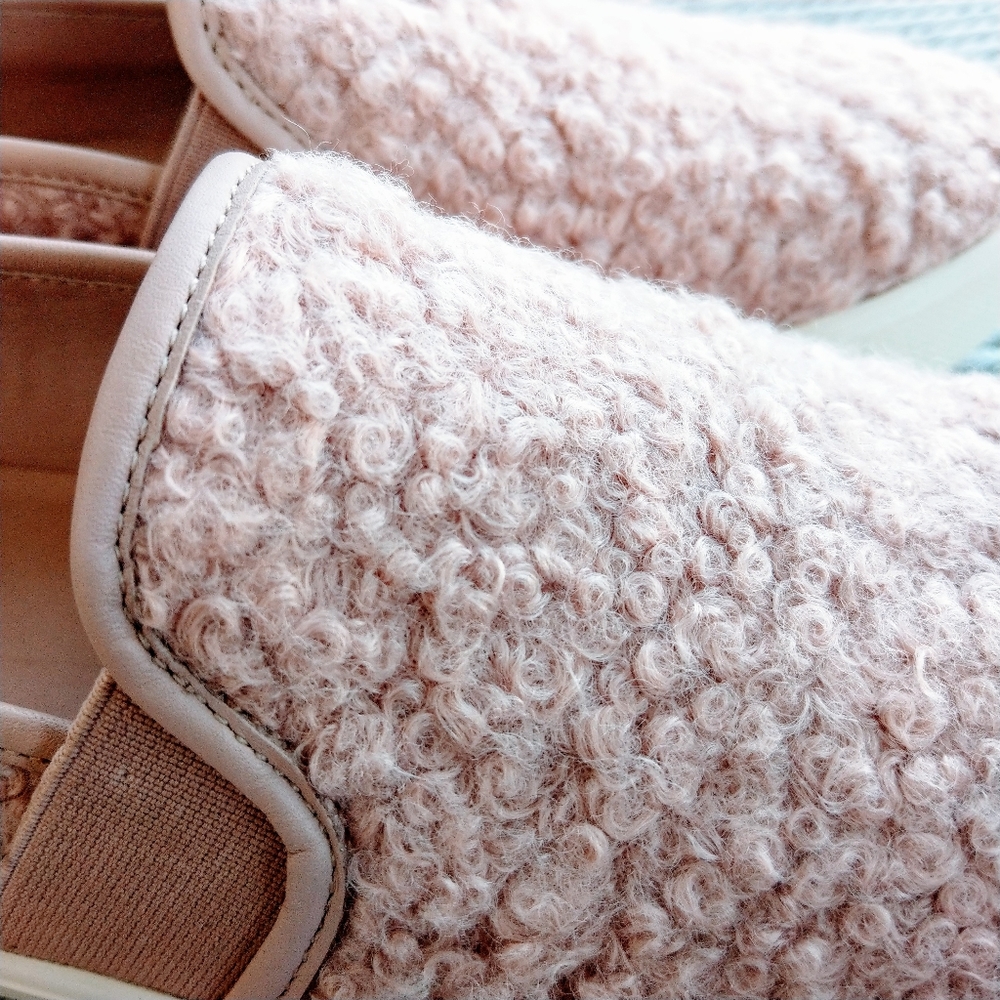 🍒NEW🍒 VINCE SHEARLING LEATHER SNEAKERS - Picture 5 of 10